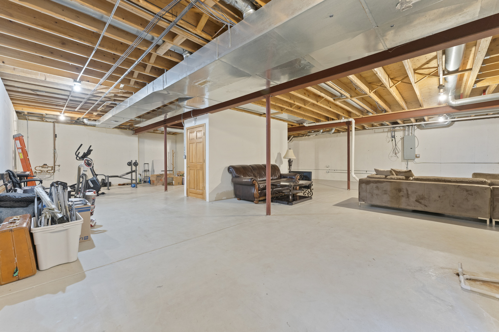 4308 Royal Windyne Court St. Charles, IL 60174 - Photo 34 of 47 a view of a room with gym equipment