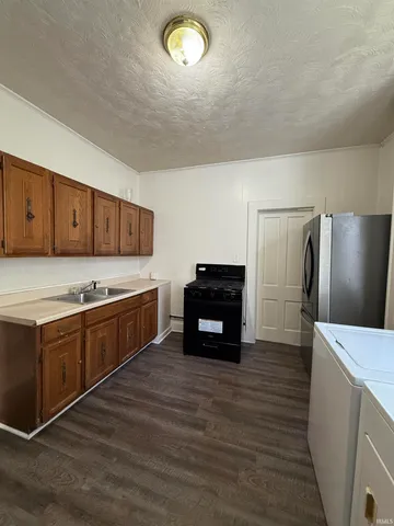 $124,900 | 240 East Butler Street, Fort Wayne, IN 46803