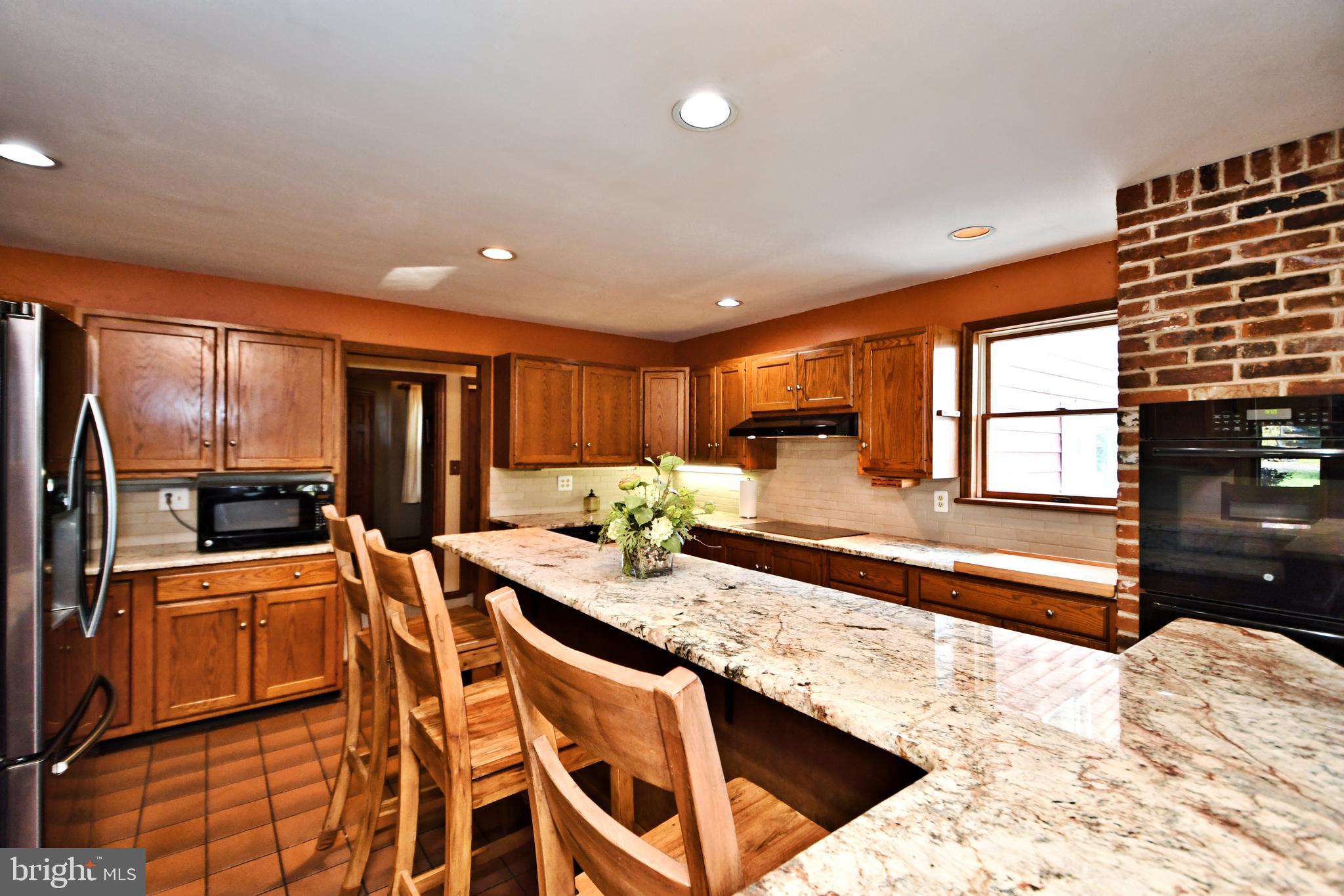 967 Edgewood Road Yardley, PA 19067 - Photo 12 of 62 Gallery Image 12