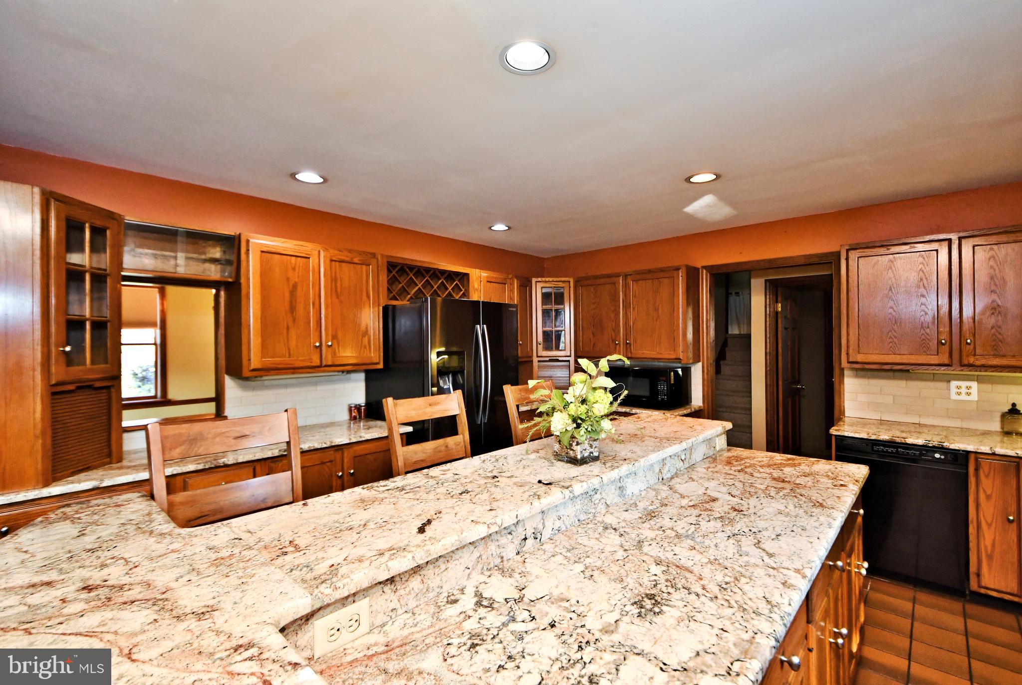 967 Edgewood Road Yardley, PA 19067 - Photo 15 of 62 Gallery Image 15