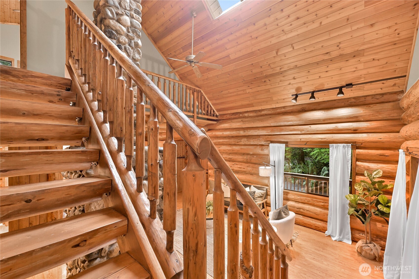 498 Summerland Road Bellingham, WA 98229 - Photo 17 of 40 a view of entryway with wooden floor