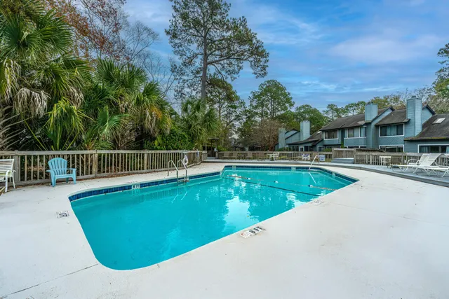 $465,000 | 1133 Hidden Cove Drive, Mount Pleasant, SC 29464