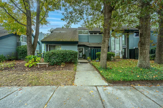 $465,000 | 1133 Hidden Cove Drive, Mount Pleasant, SC 29464