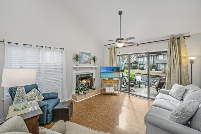 $465,000 | 1133 Hidden Cove Drive, Mount Pleasant, SC 29464