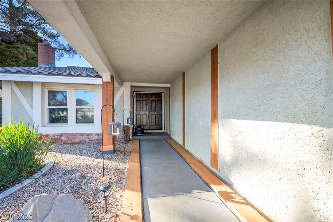 2472 Marlene Way Henderson, NV 89014 - Photo 3 of 43