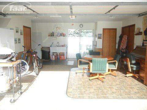 104 South Kerby Road Corunna, MI 48817 - Photo 19 of 30 20413154-18.JPG