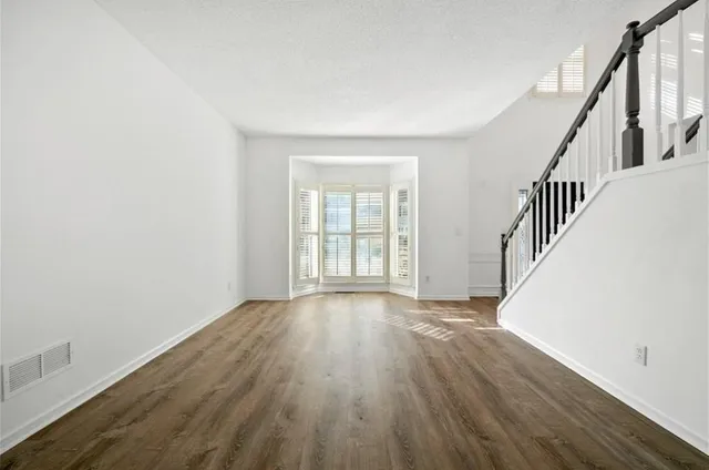 $3,400 | 10895 Glenbarr Drive, Johns Creek, GA 30097