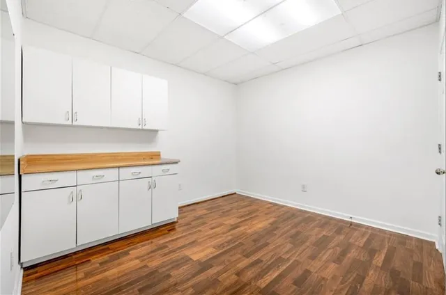 $3,400 | 10895 Glenbarr Drive, Johns Creek, GA 30097