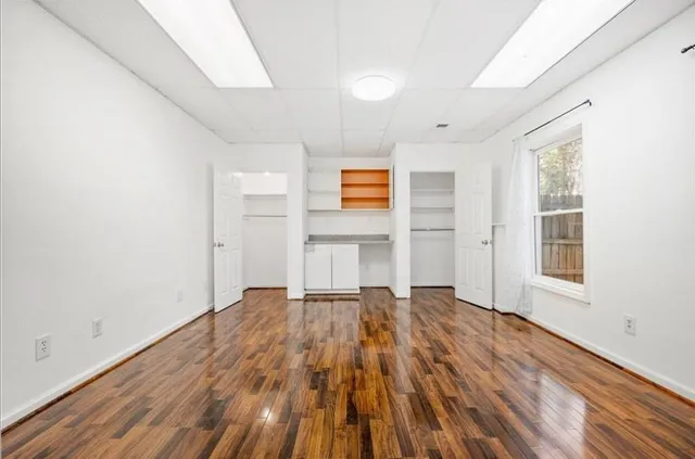 $3,400 | 10895 Glenbarr Drive, Johns Creek, GA 30097