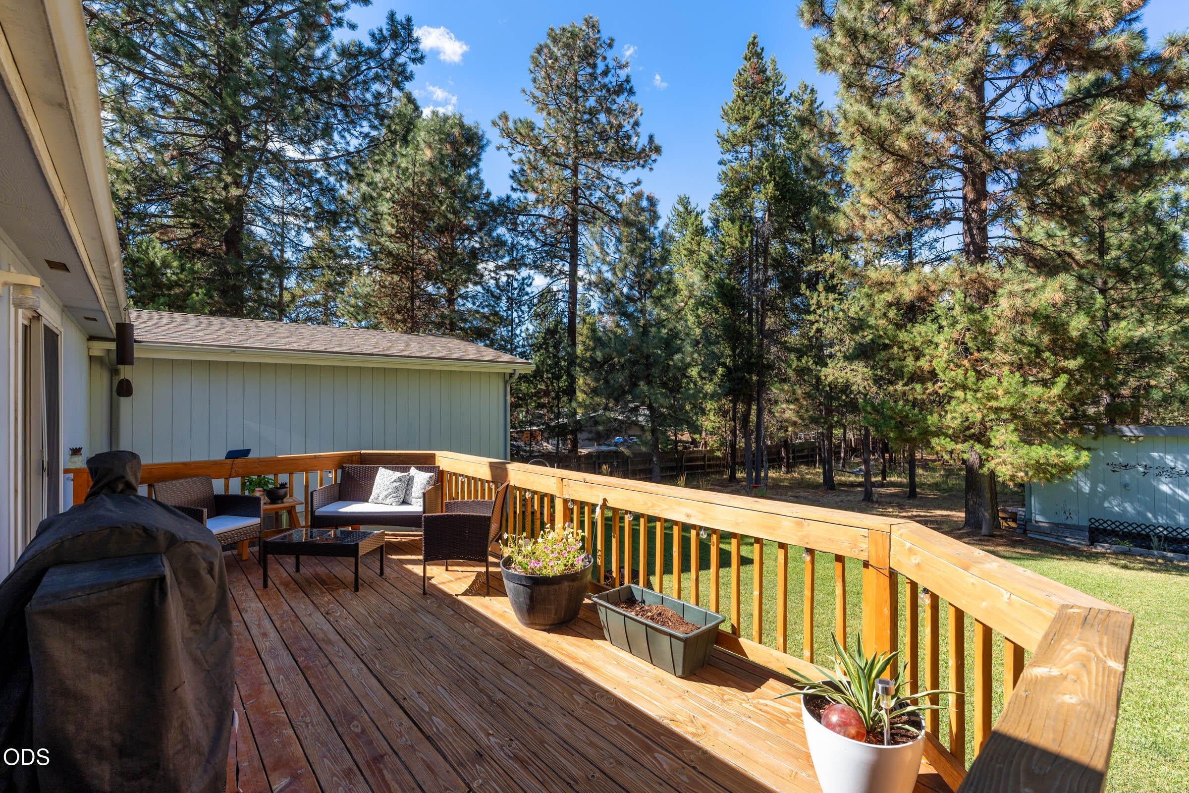 16888 Elsinore Road Bend, OR 97707 - Photo 17 of 26 Gallery Image 17