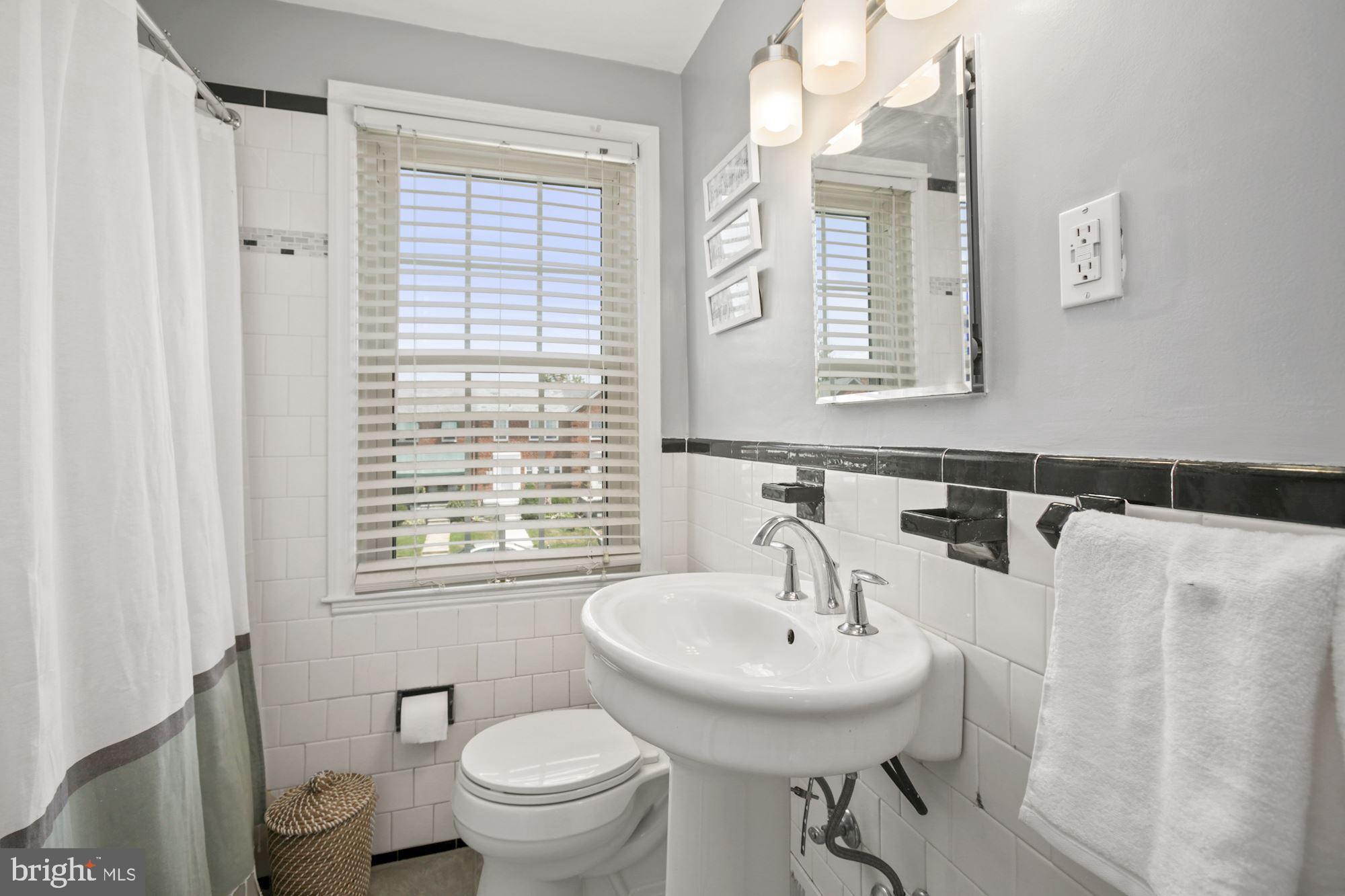 322 Greenlow Road Catonsville, MD 21228 - Photo 16 of 33 Full Bath