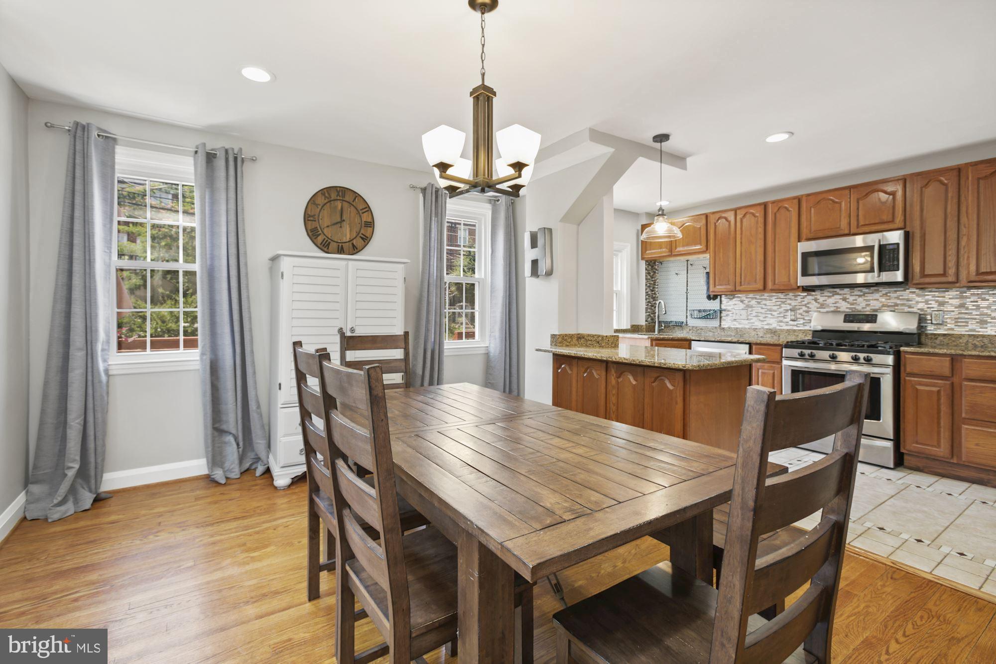 322 Greenlow Road Catonsville, MD 21228 - Photo 8 of 33 Dining Room