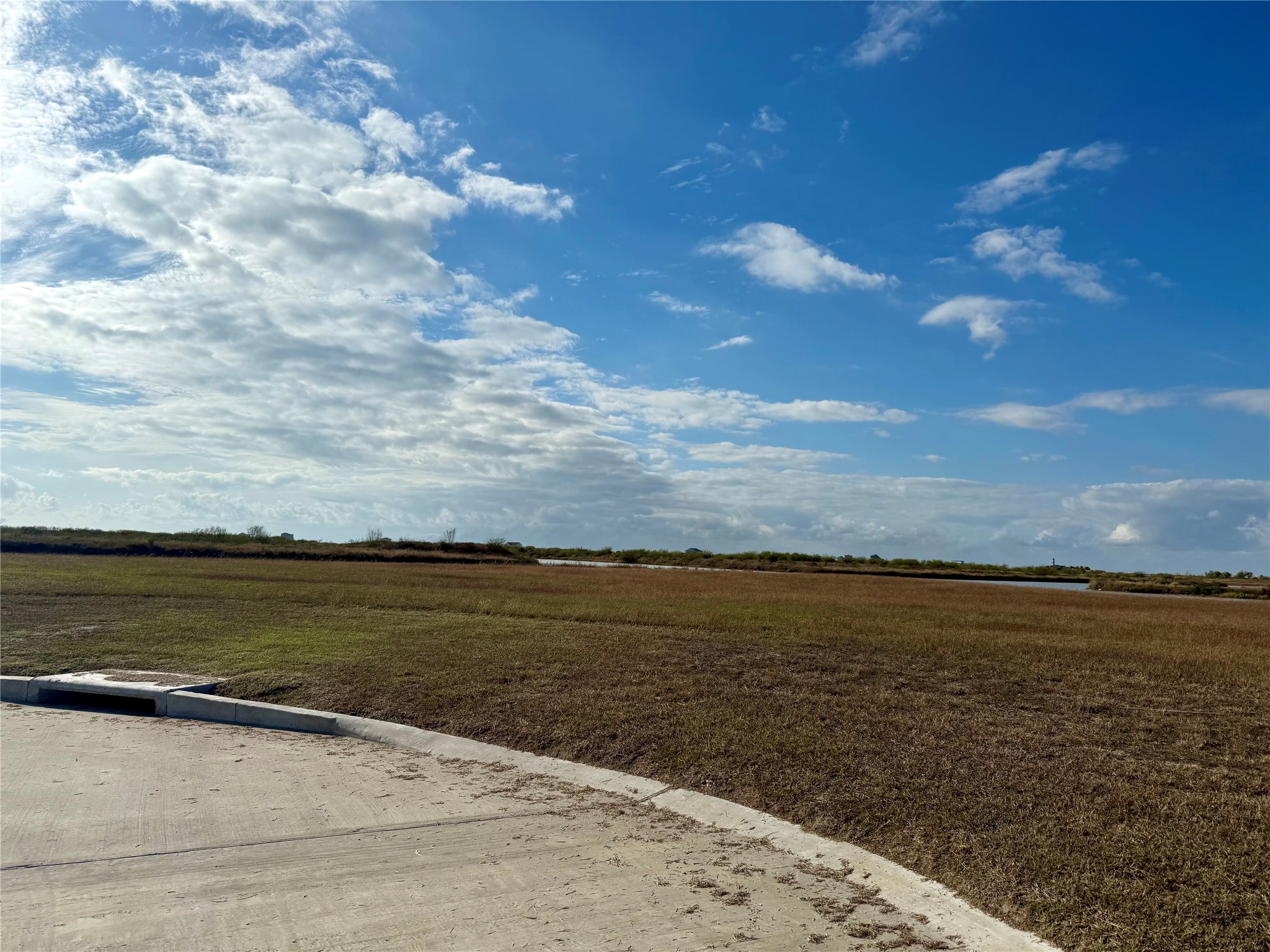 3060 Coastal Spgs Loop Palacios, TX 77465 - Photo 3 of 18 a view of an ocean