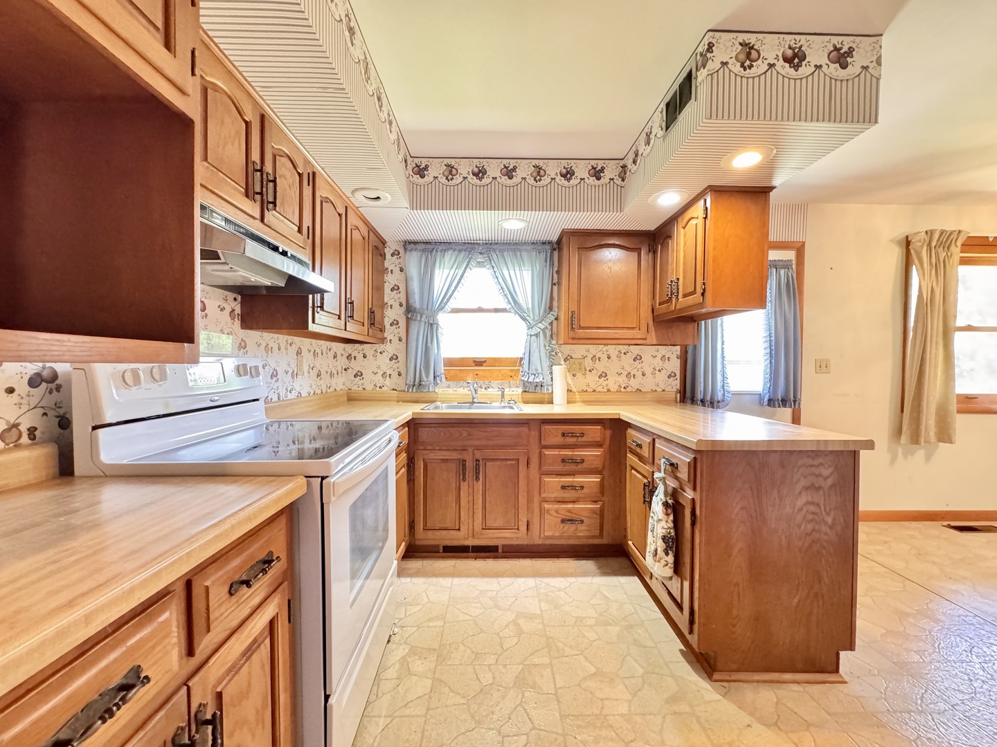 1203 4th Avenue Dixon, IL 61021 - Photo 6 of 13