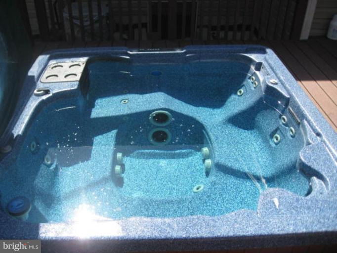 210 Old Magothy Bridge Road Pasadena, MD 21122 - Photo 16 of 21 Hot Tub