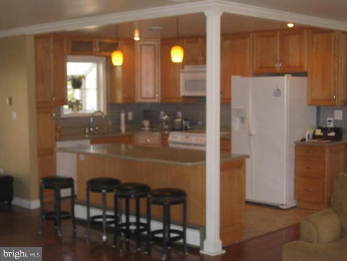 210 Old Magothy Bridge Road Pasadena, MD 21122 - Photo 4 of 21 Kitchen