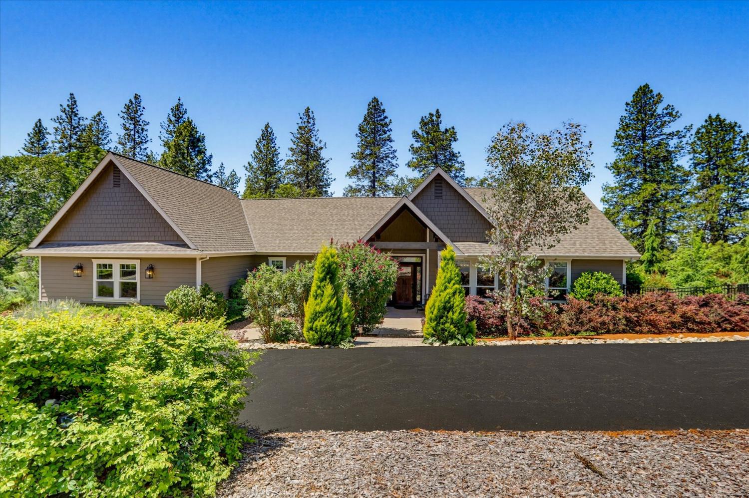 10213 Evergreen Ranch Court Grass Valley, CA 95949 - Photo 2 of 98
