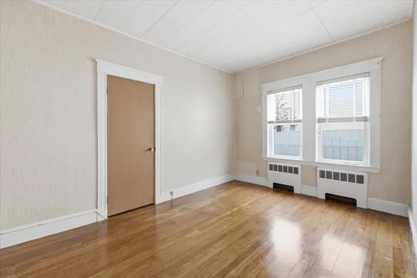 $899,999 | 270 Southern Artery, Quincy, MA 02169