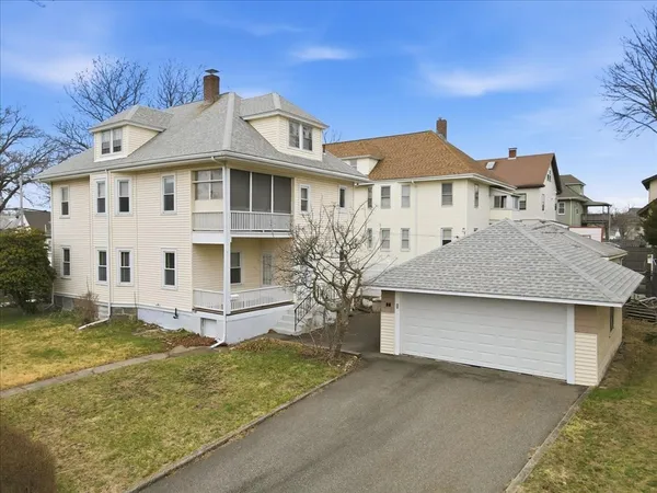 $899,999 | 270 Southern Artery, Quincy, MA 02169
