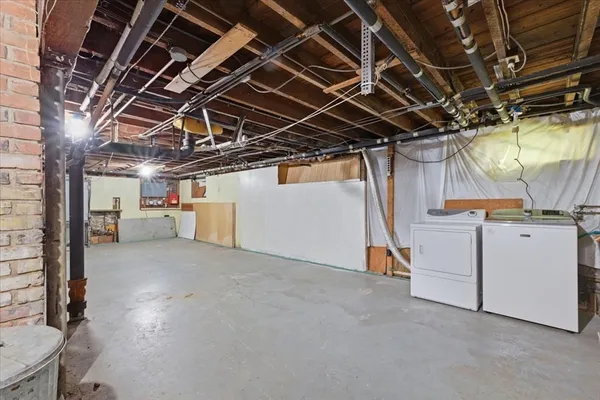 $899,999 | 270 Southern Artery, Quincy, MA 02169