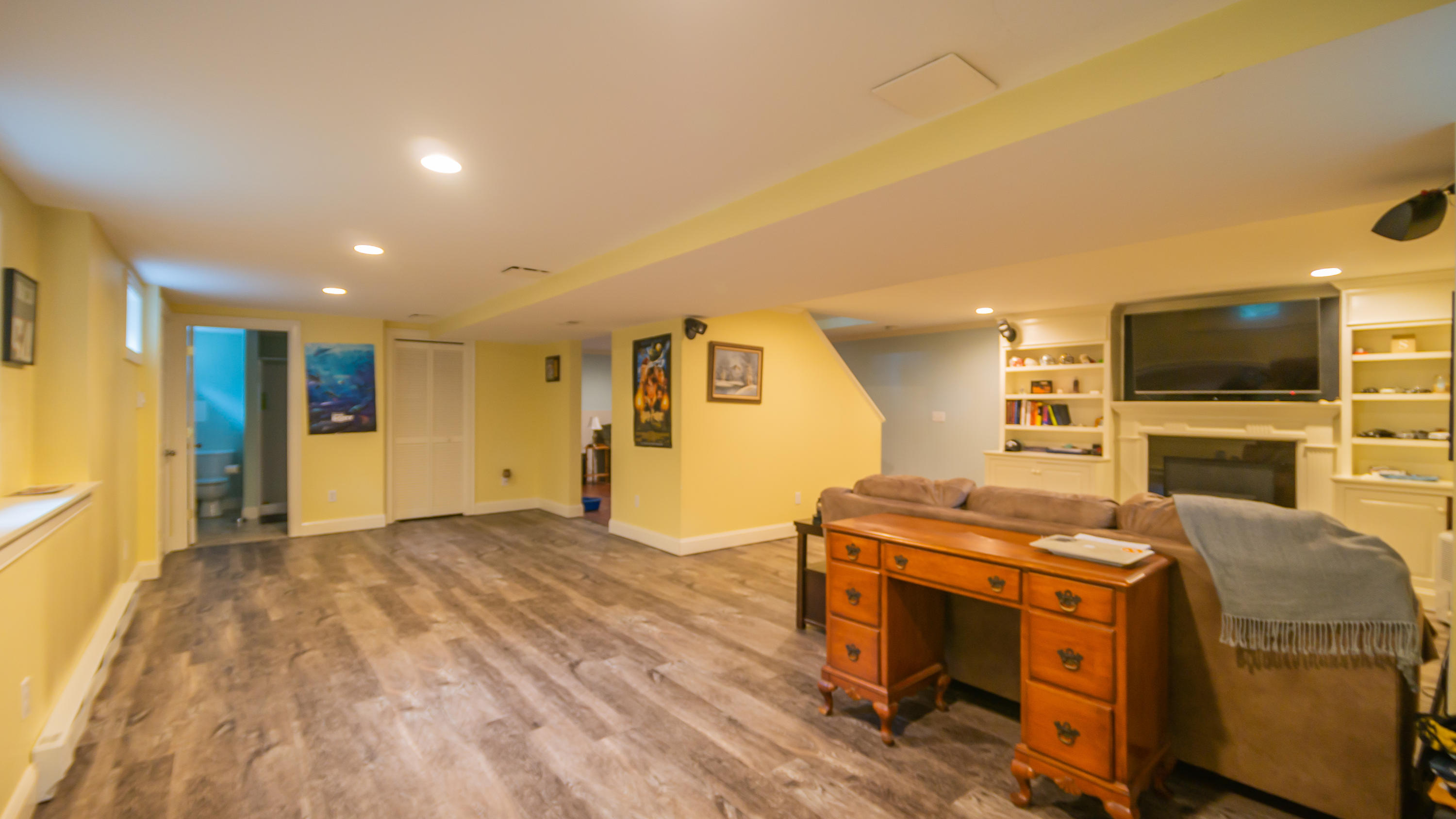 7 Webquish Lane Mashpee, MA 02649 - Photo 14 of 29 a view of a livingroom with a fireplace