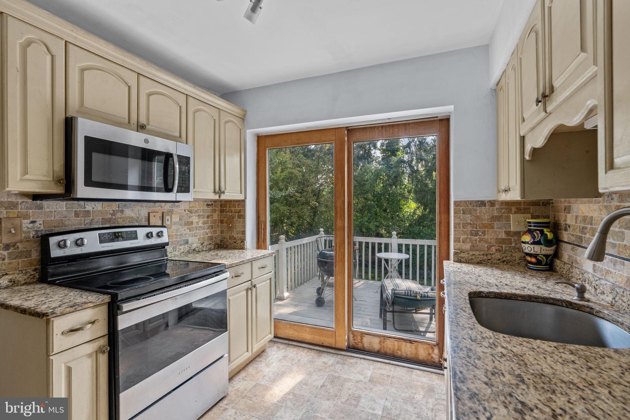 66 Westerly Road Camp Hill, PA 17011 - Photo 7 of 27