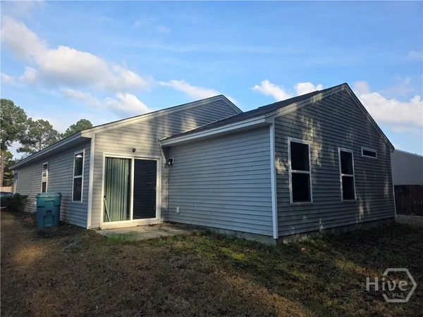 $1,900 | 27 Blackberry Circle, Guyton, GA 31312