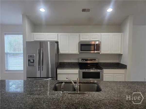 $1,900 | 27 Blackberry Circle, Guyton, GA 31312