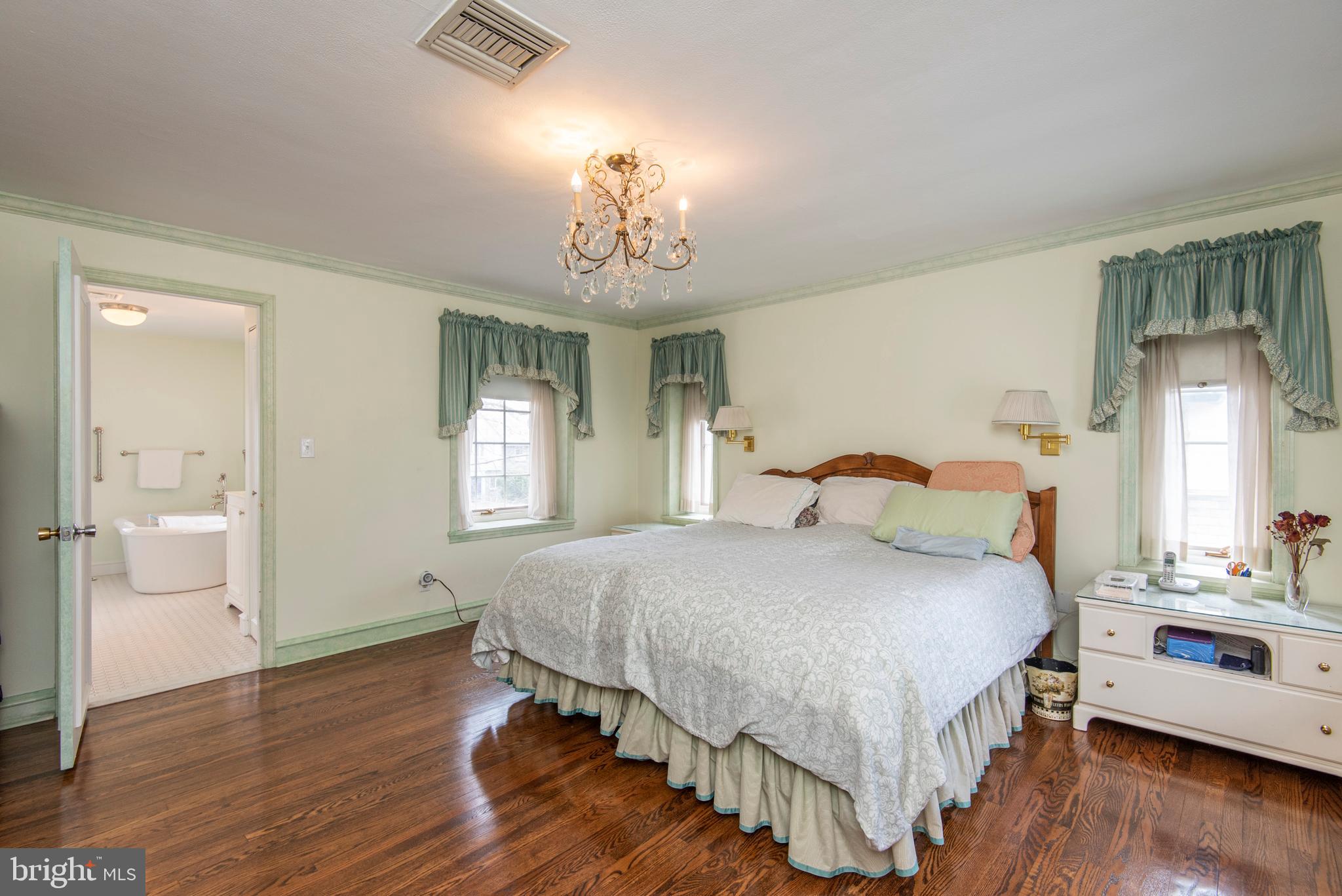 167 Gramercy Road Bala Cynwyd, PA 19004 - Photo 17 of 30