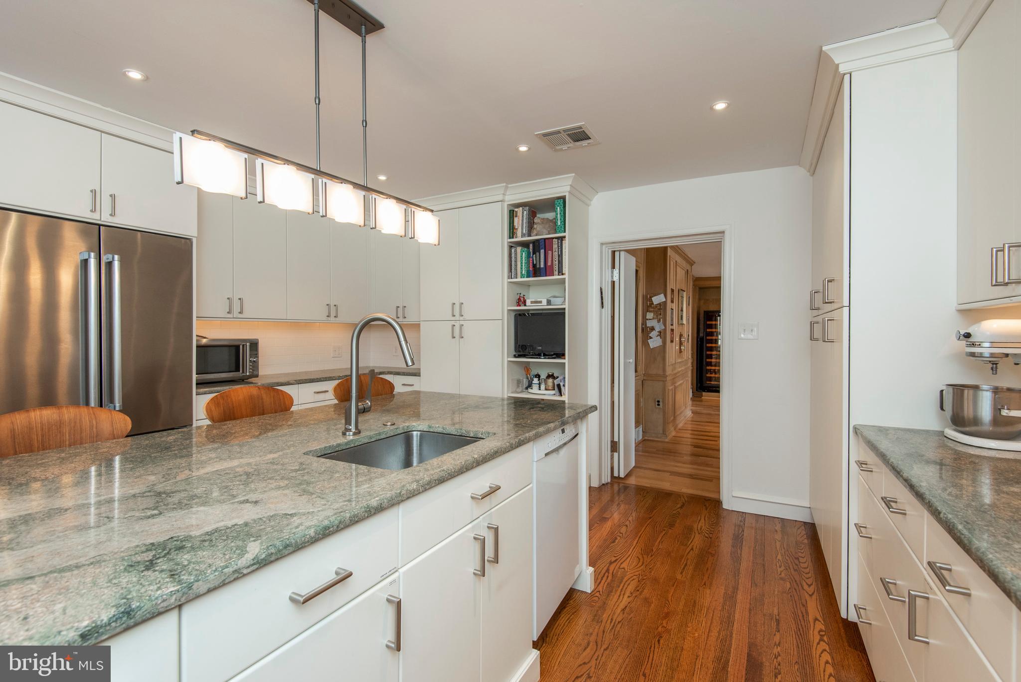 167 Gramercy Road Bala Cynwyd, PA 19004 - Photo 9 of 30