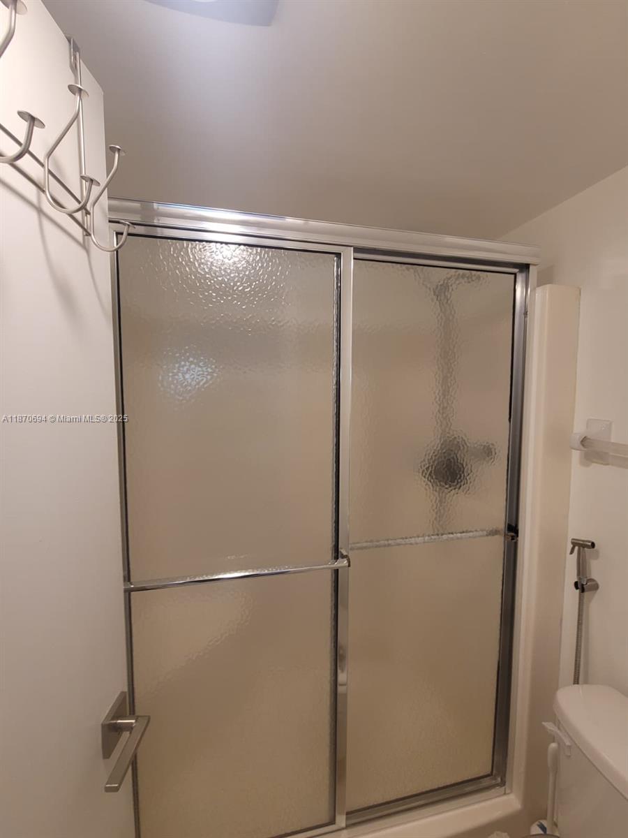 959 Southeast 2nd Avenue, Unit 209 Deerfield Beach, FL 33441 - Photo 16 of 19 Second Bathroom