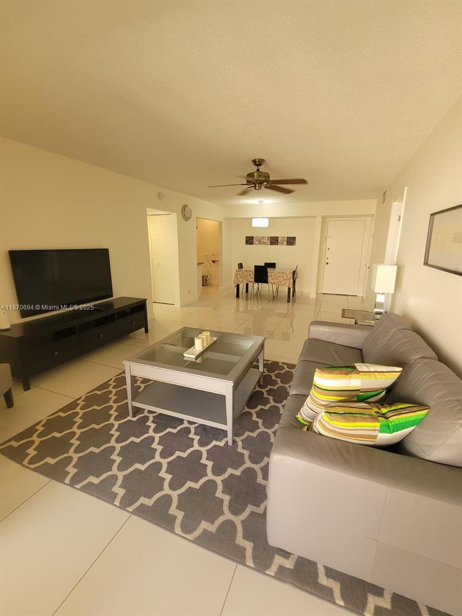 959 Southeast 2nd Avenue, Unit 209 Deerfield Beach, FL 33441 - Photo 7 of 19