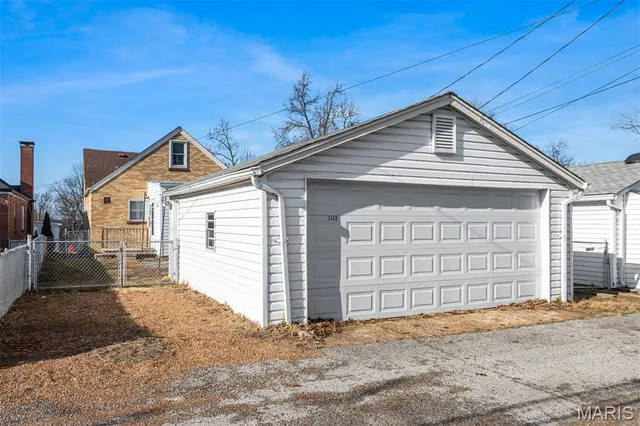 $299,000 | 3448 Tedmar Avenue, St. Louis, MO 63139