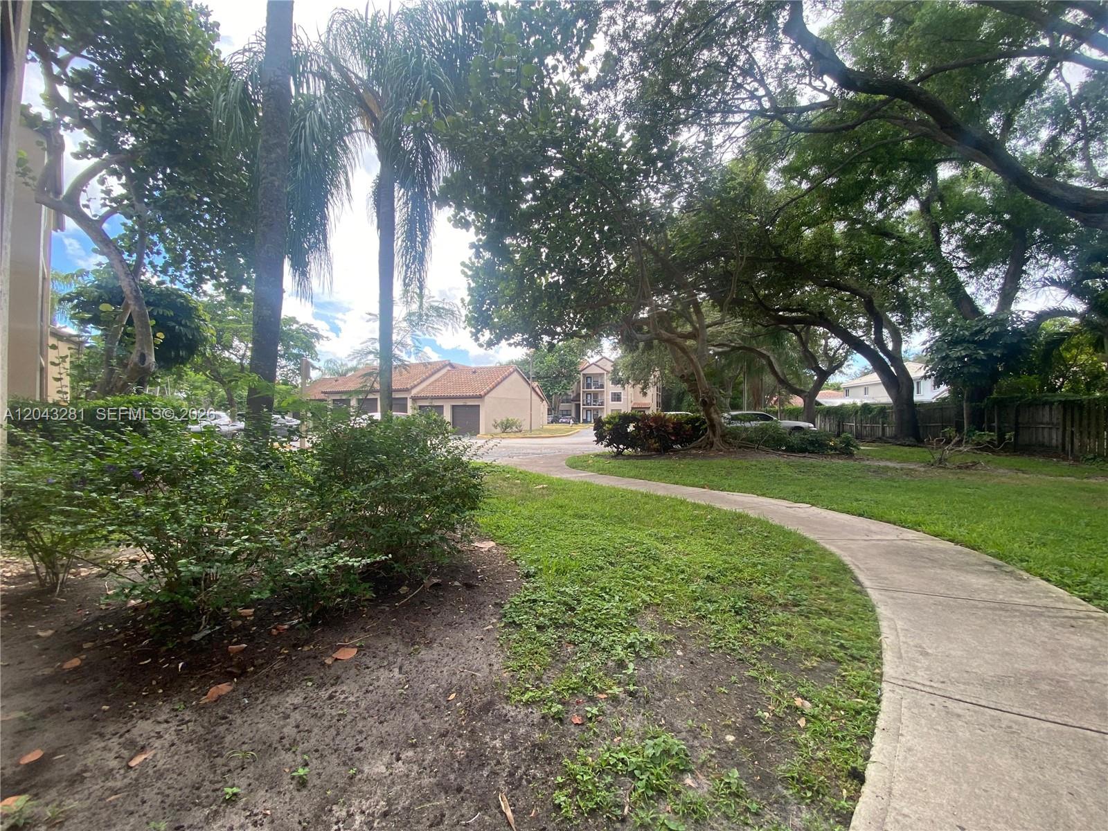 4341 West McNab Road, Unit 21 Pompano Beach, FL 33069 - Photo 16 of 18