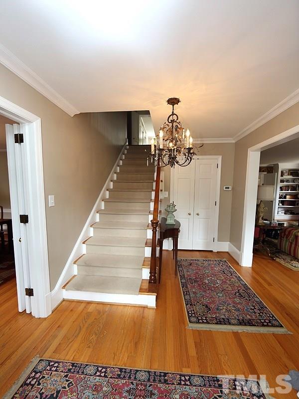 2304 Anderson Drive Raleigh, NC 27608 - Photo 3 of 24 Gallery Image 3