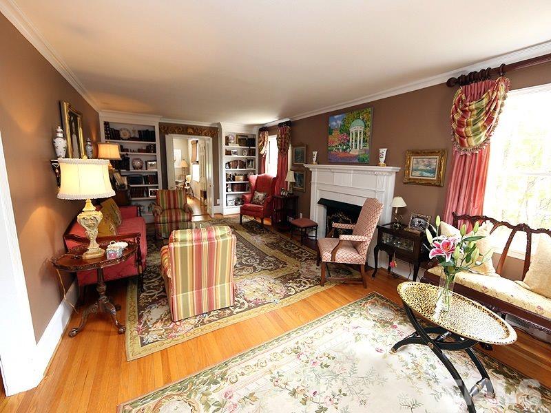2304 Anderson Drive Raleigh, NC 27608 - Photo 5 of 24 Gallery Image 5