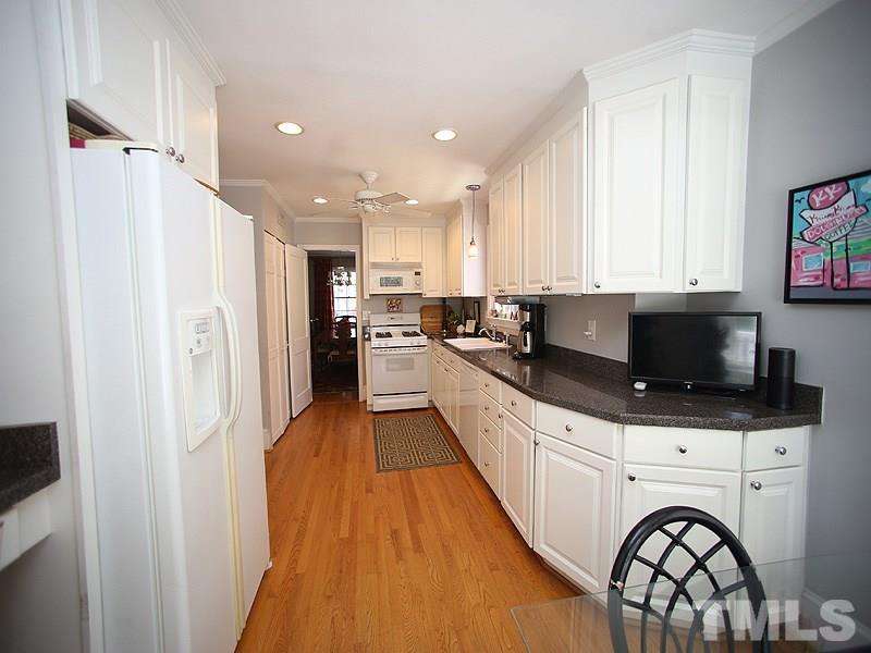 2304 Anderson Drive Raleigh, NC 27608 - Photo 8 of 24 Gallery Image 8