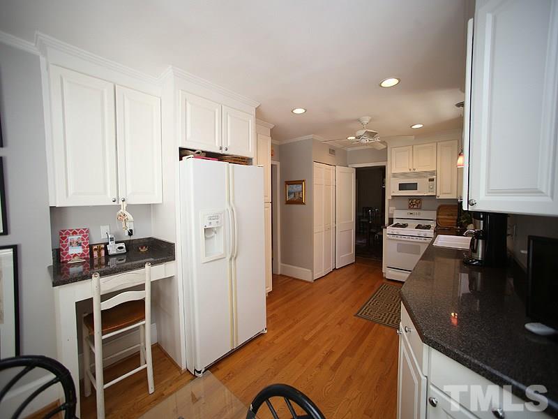 2304 Anderson Drive Raleigh, NC 27608 - Photo 9 of 24 Gallery Image 9