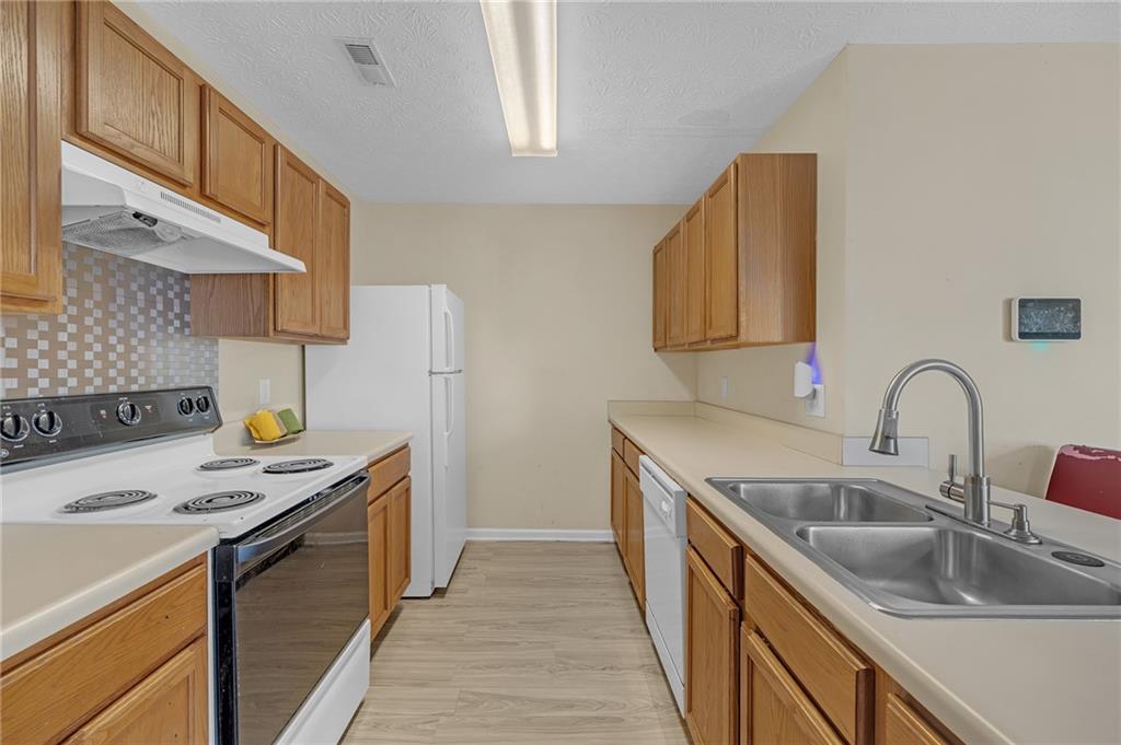 3792 Waldrop Lane Decatur, GA 30034 - Photo 13 of 24