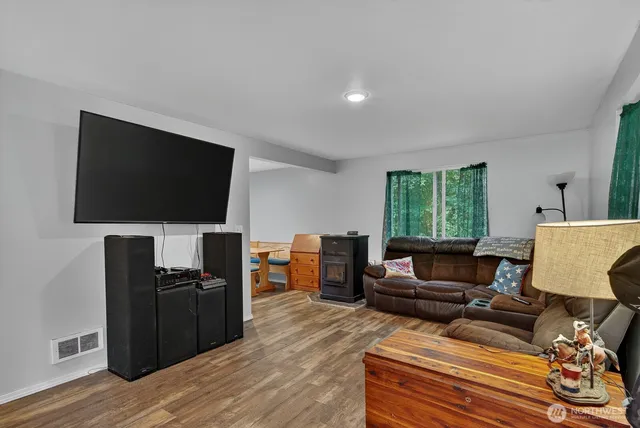 $445,000 | 8323 Cedar Grove Avenue, Concrete, WA 98237