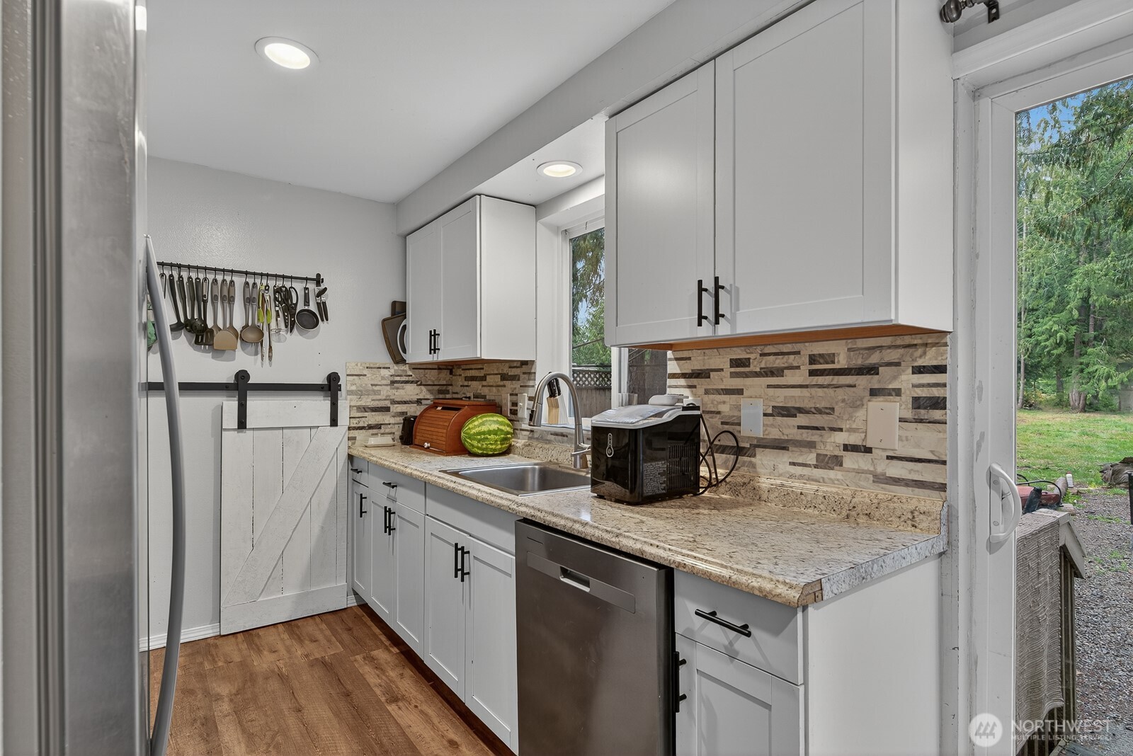 8323 Cedar Grove Avenue Concrete, WA 98237 - Photo 10 of 28