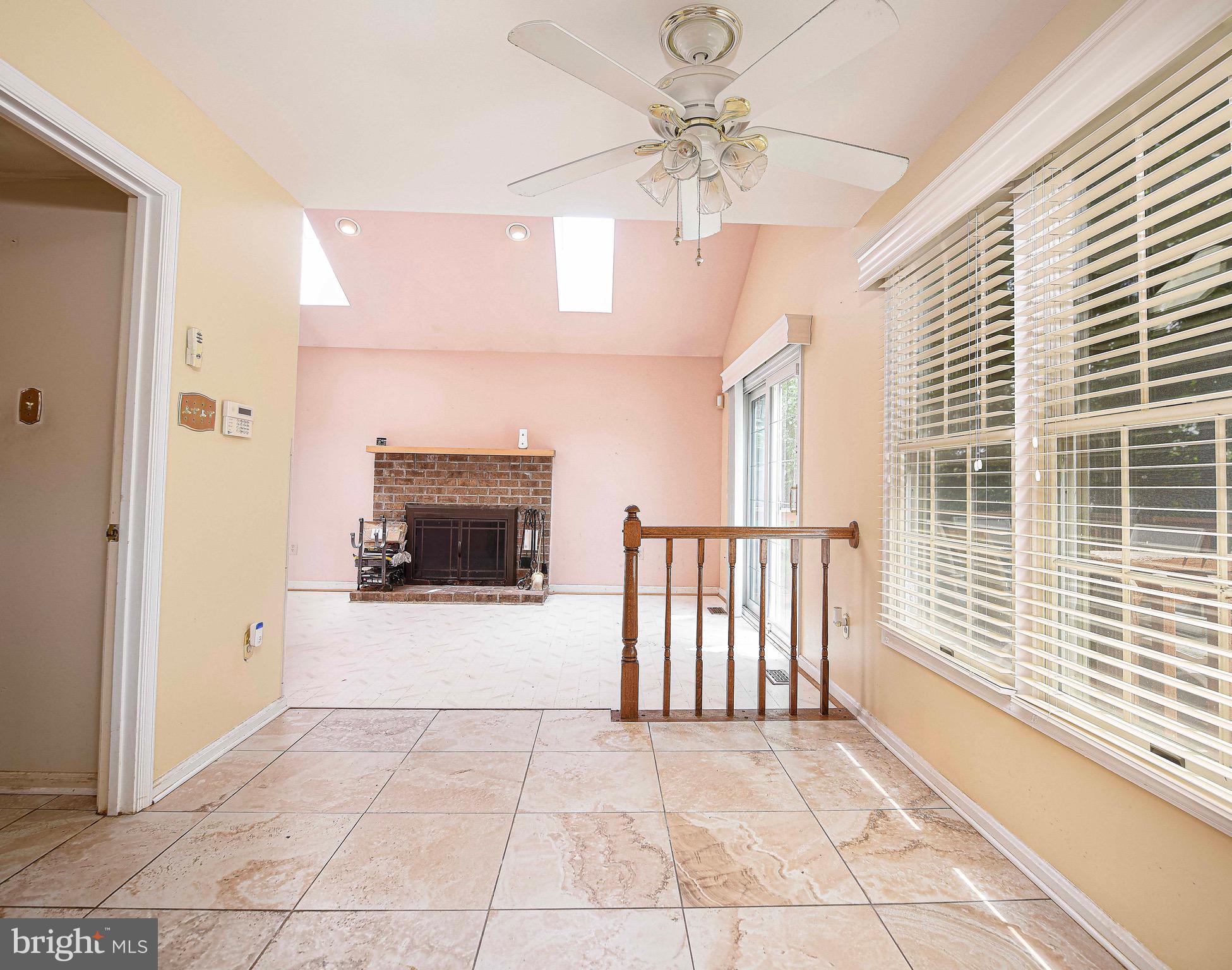 8819 Falcon Ridge Drive Randallstown, MD 21133 - Photo 12 of 38 Breakfast Nook