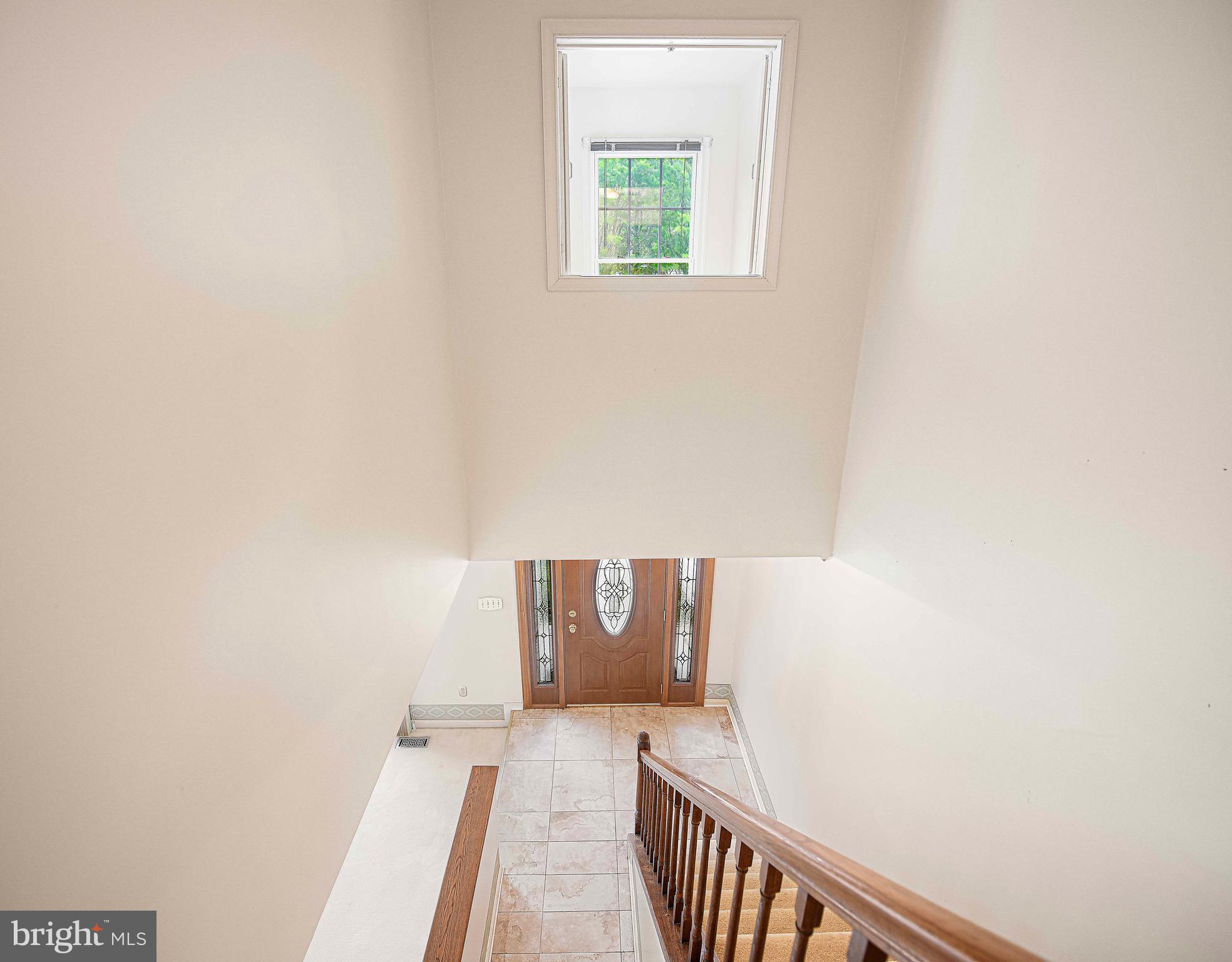 8819 Falcon Ridge Drive Randallstown, MD 21133 - Photo 3 of 38 Second Floor View of Foyer