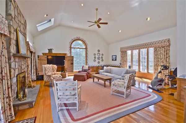29 Solomon Pierce Road Lexington, MA 02420 - Photo 12 of 29 Gallery Image 12
