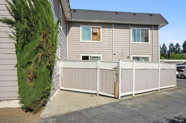 a view of a house with a garage
