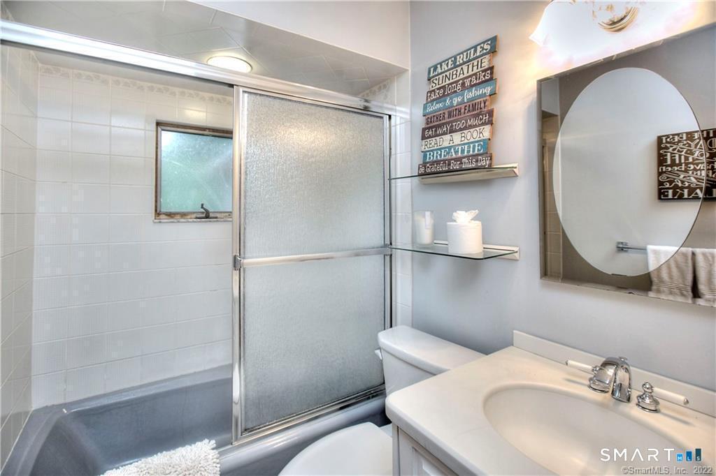 151 Sasapequan Road Fairfield, CT 06824 - Photo 14 of 25 Gallery Image 14