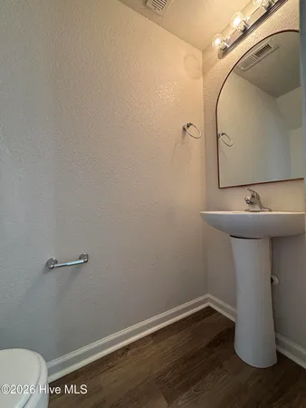 $1,100 | 60 Rainbow Drive, Unit 5, Jacksonville, NC 28546