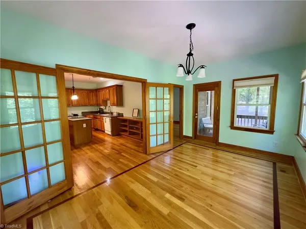 $799,900 | 906 Rocky Cove Lane, Denton, NC 27239