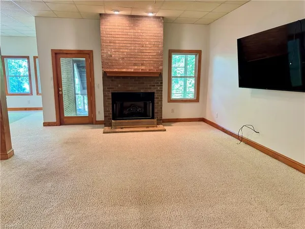 $799,900 | 906 Rocky Cove Lane, Denton, NC 27239