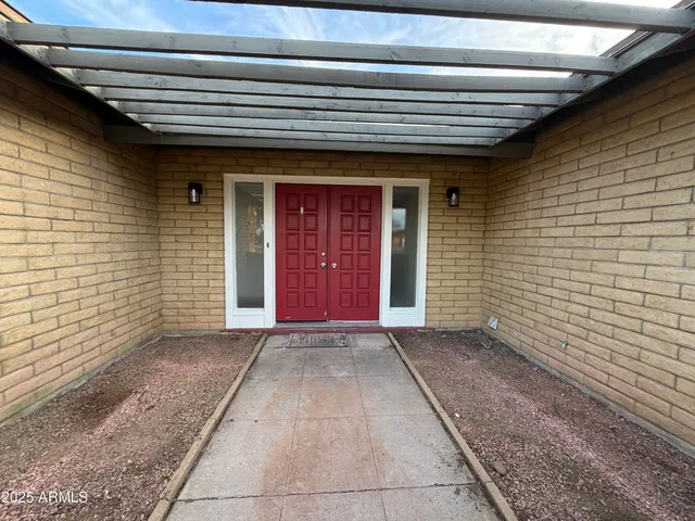 $2,350 | 4403 West Keating Circle, Glendale, AZ 85308